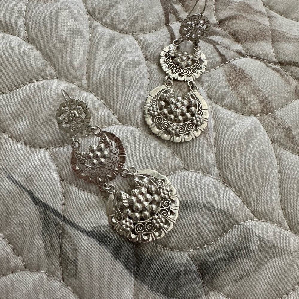 Elegant Silver Arracadas Jerezanas